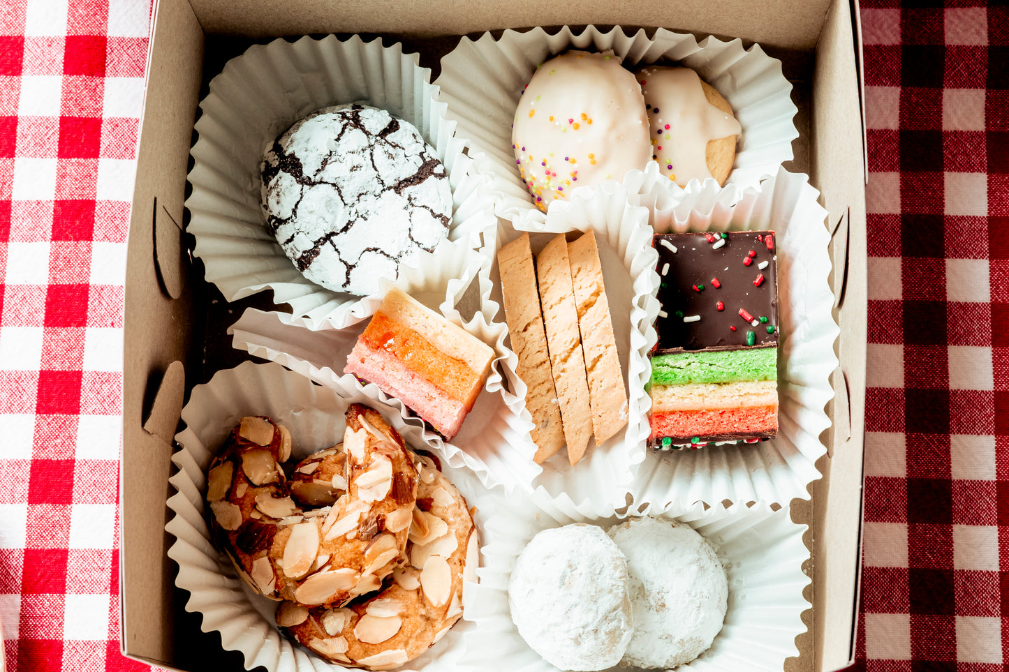 MIXED DOZEN